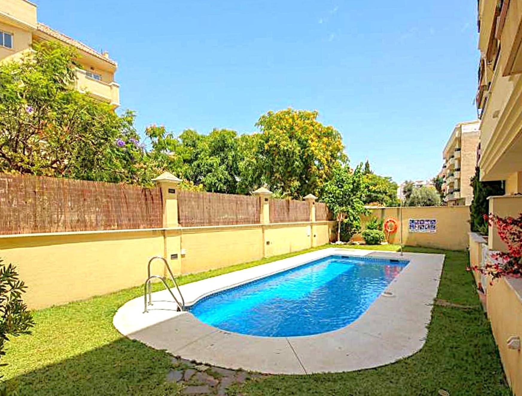 Luxury Apartment Holiday Rental Ne Nerja Eksteriør billede